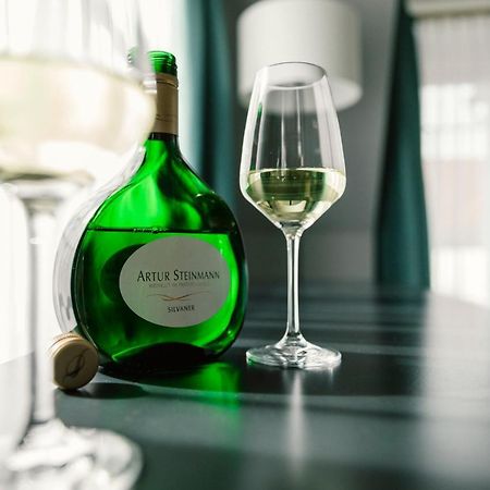 ホテル Weingut Pastoriushaus - Artur Steinmann ゾンマーハウゼン エクステリア 写真